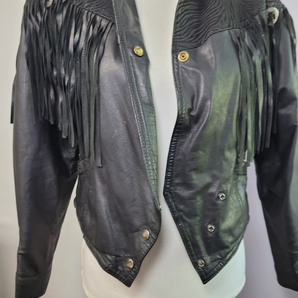 Vintage Black Leather Fringe Western Jacket Zebra Embossed Concho Cropped 90s - Picture 3 of 16
